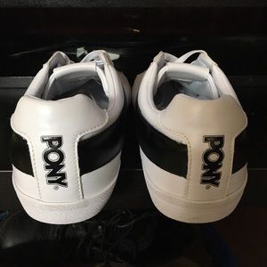 Mens Pony size 10.5 sneakers